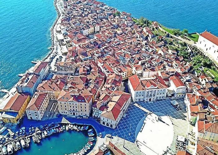 Ribiska Hisa - Old Piran Fisherman'S House