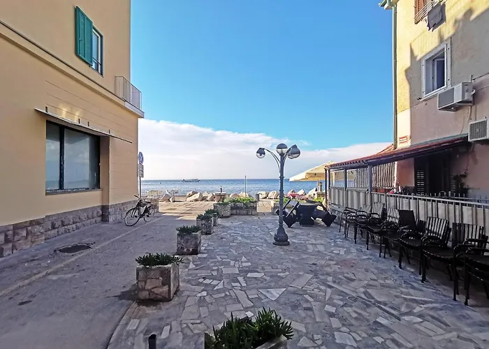 Ribiska Hisa - Old Piran Fisherman'S House